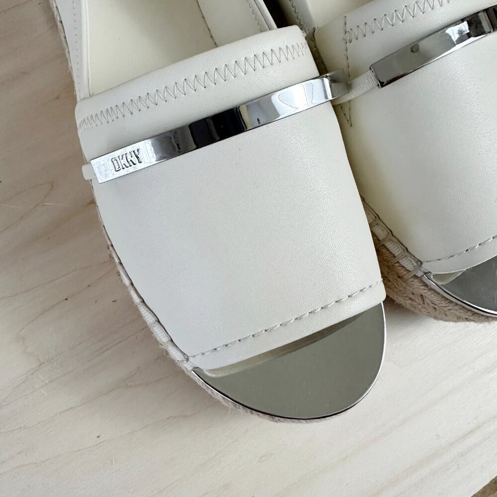 DKNY Off White Leather Platform Loafers Silver‎ Details 7 - Picture 6 of 6